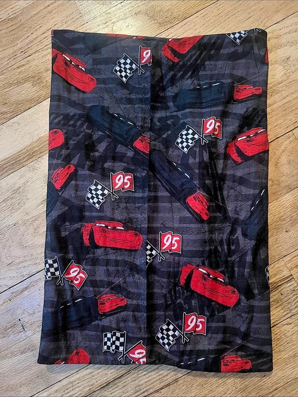 Kids Racing Car scarf in Black & Red